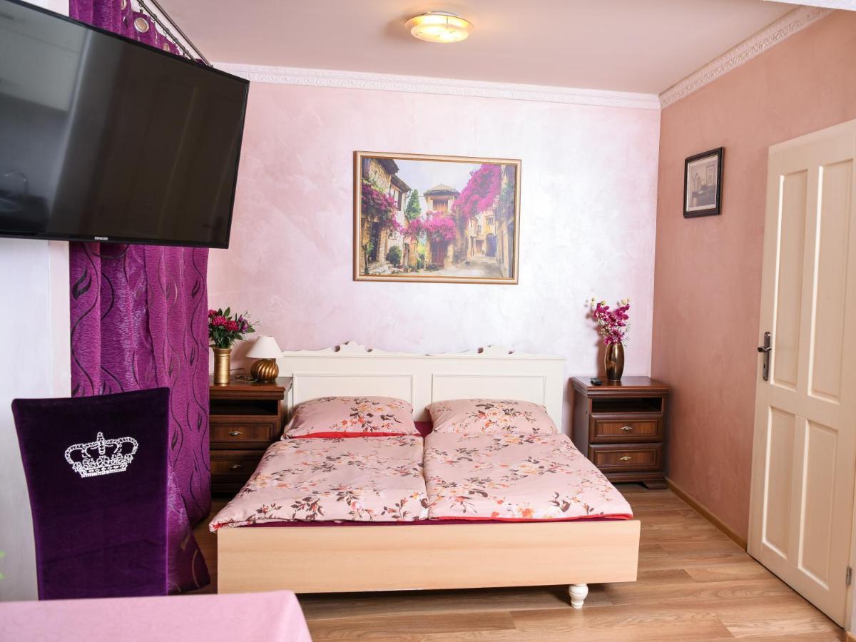 Apartament Rose Mariańskie Łaźnie Zewnętrze zdjęcie